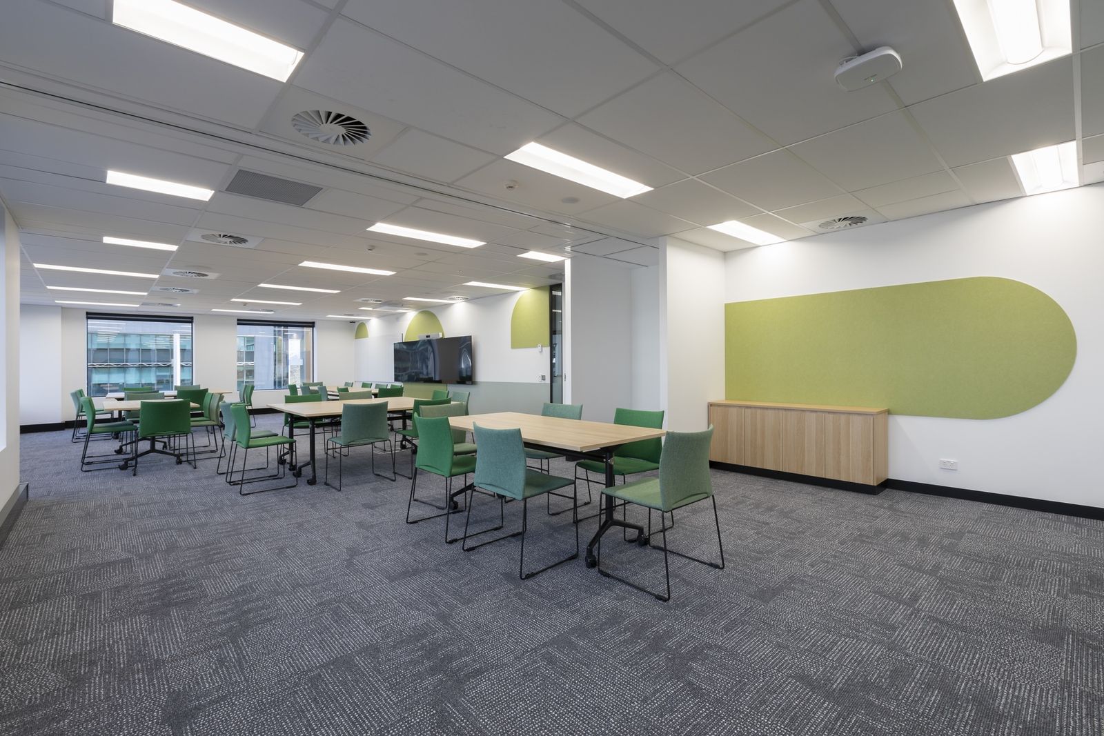 Axis Chair — image 9